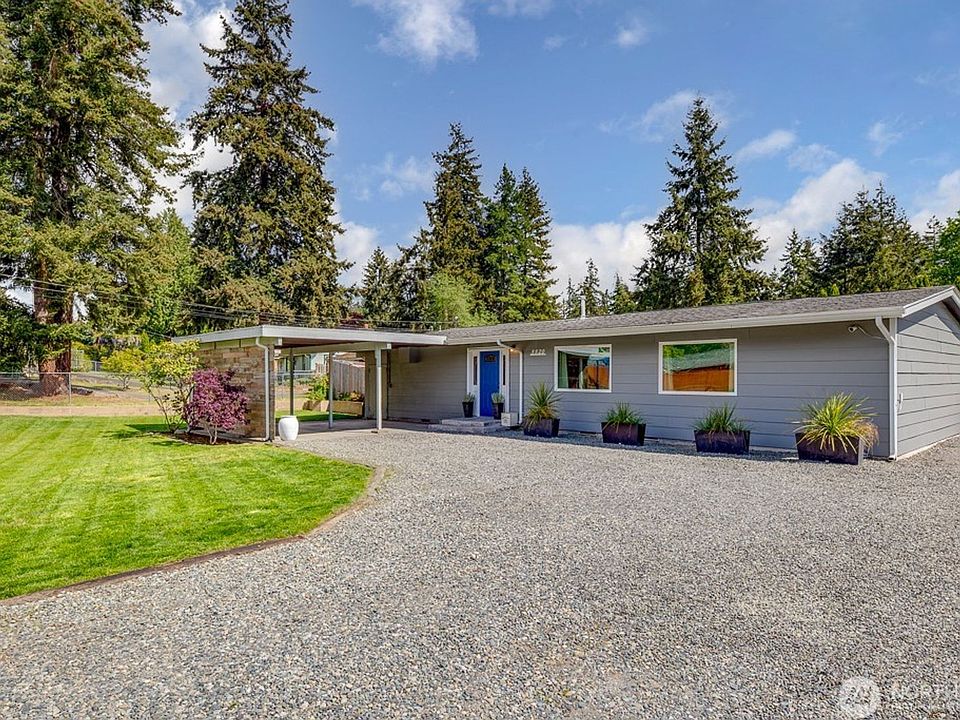 1st image of 5520 200th St SW