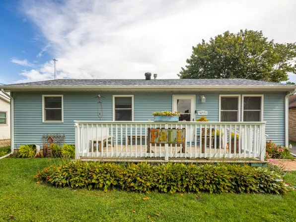 655 Fairview St, Westville, IN 46391