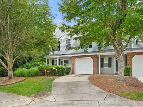 5118 Bartholomews Ln, Greensboro, NC 27407