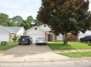 682 Randall Roberts Rd, Fort Walton Beach, FL 32547