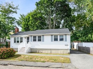 8 Meadow Ct, Lynn, MA 01904