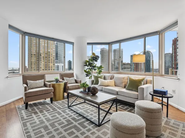 1 2nd St APT 2201, Jersey City, NJ 07302