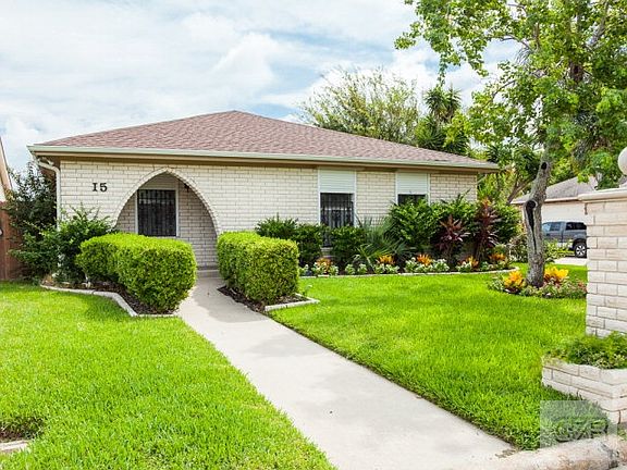 3rd image of 15 Campeche Cir