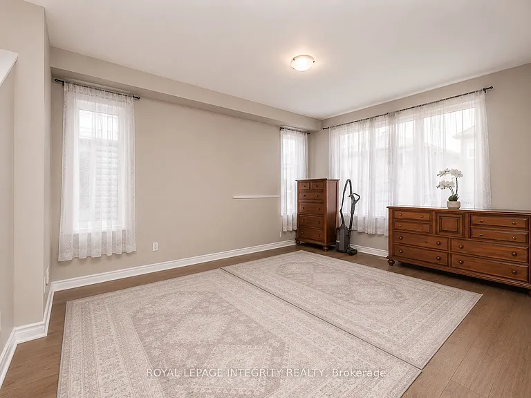 707 Samantha Eastop Ave — Photo 8