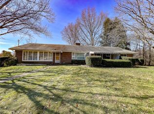 909 New Castle Rd, Butler, PA 16001