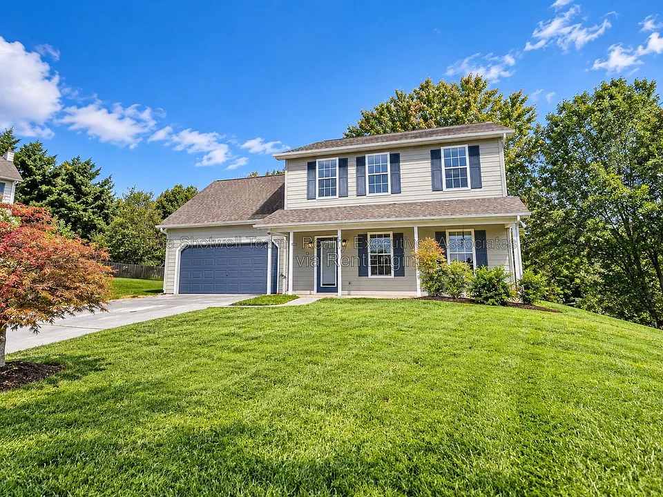 407 Herringbone Ct