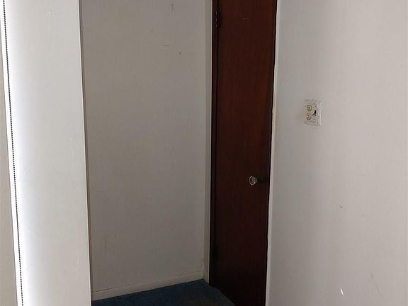 4th image of 24908 Ursuline St