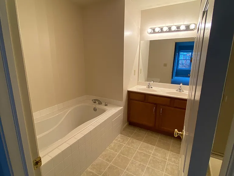 499 Buchanan Rd — Photo 14