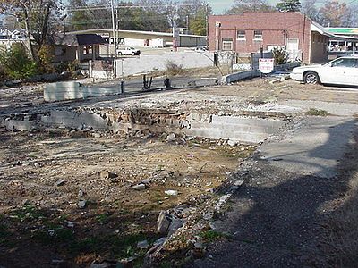 2nd image of 518 Russell Ave