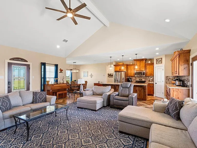 5548 County Road 101 — Photo 10