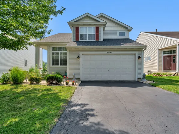 20505 Erie Ct, Crest Hill, IL 60403