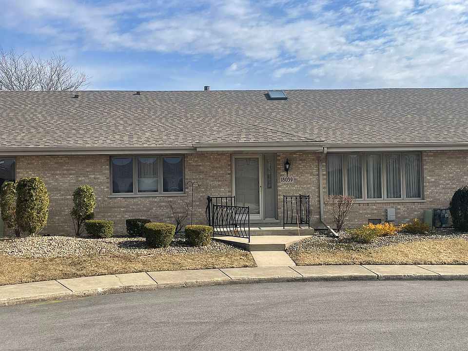 1st image of 18039 Delaware Ct