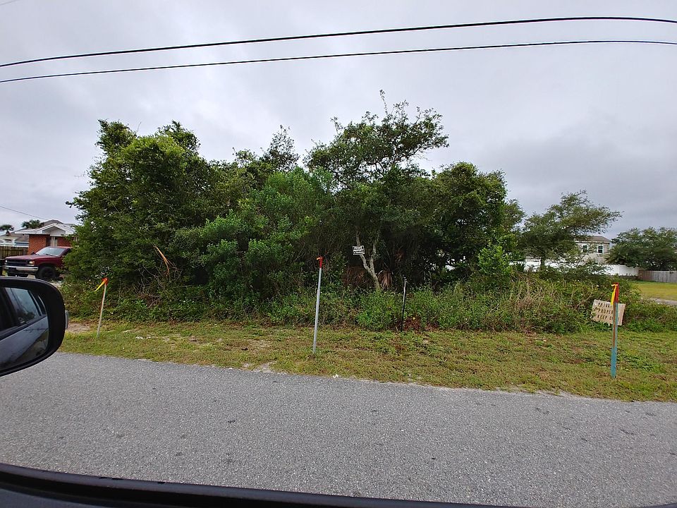 2nd image of 402 Lantana St