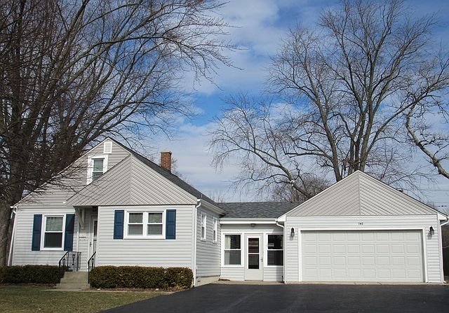 1st image of 141 Hawthorne Ln