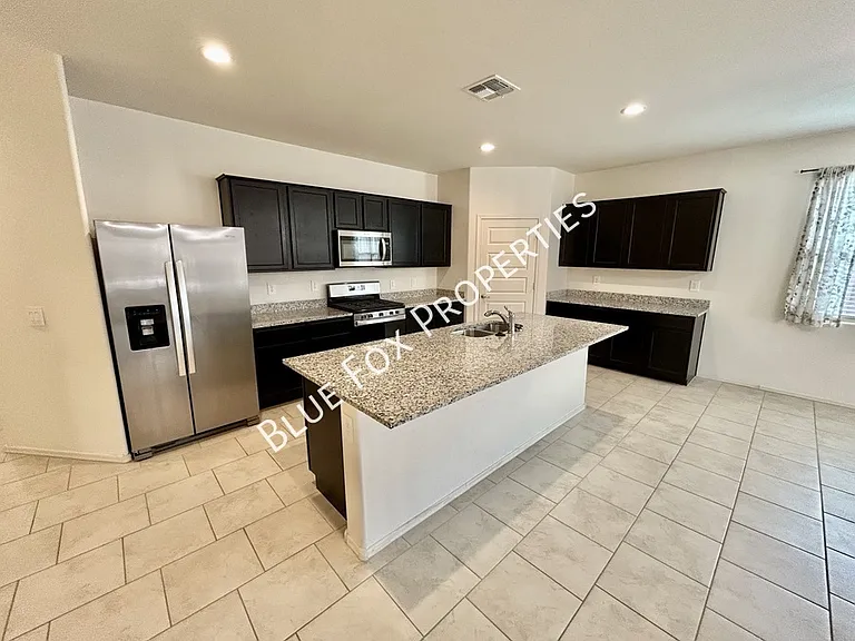 9280 W Creosote Rain Dr — Photo 2