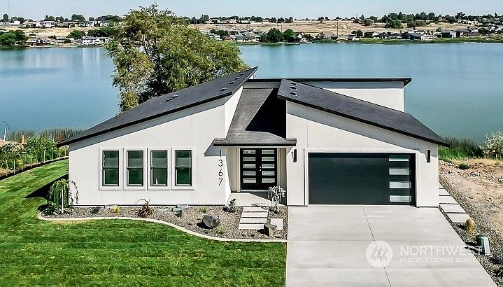 1st image of 1367 W Lakeside Drive