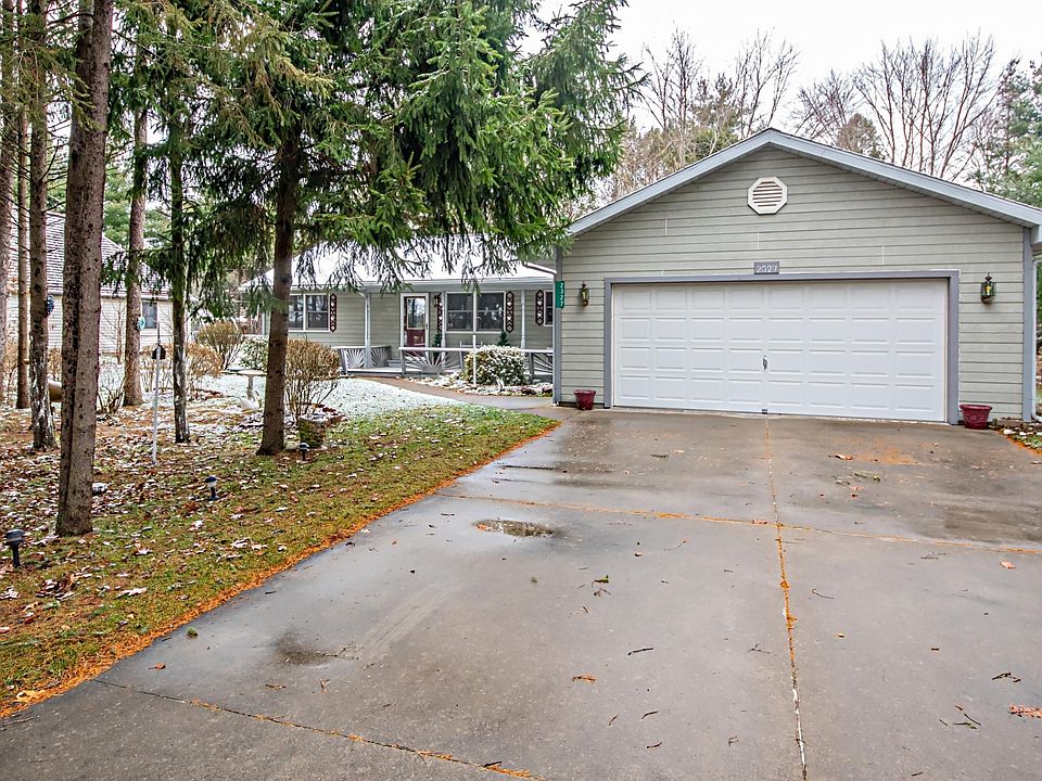 1st image of 2327 Shoreham Dr