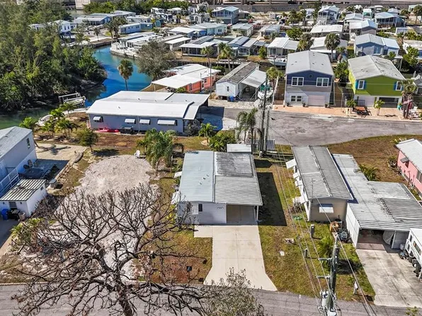 426 HATCHETT CREEK ROAD, VENICE, FL 34285