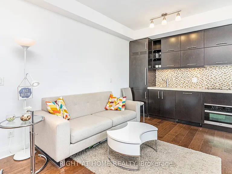 1080 Bay St #3308 — Photo 3