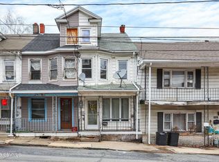 1143 W Pine St, Coal Township, PA