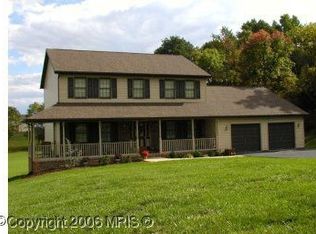 857 McDonald Dr, Inwood, WV 25428