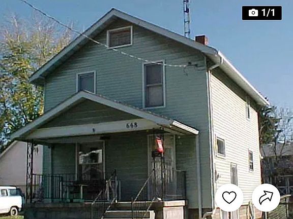 3rd image of 668 Henry St