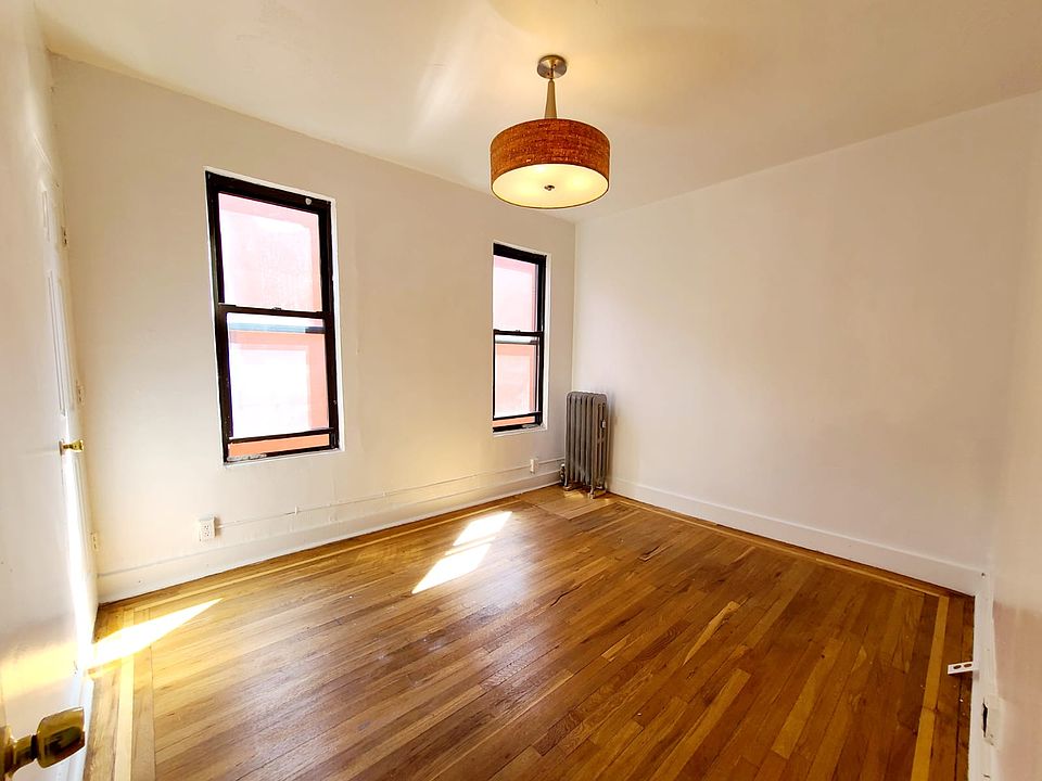 1st image of 869 E 164th St #2E