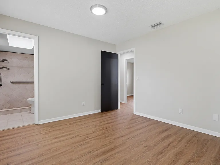 14505 Farm Hills Pl — Photo 22