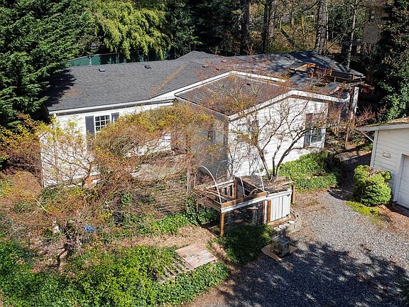 2nd image of 17720 Tupper Rd