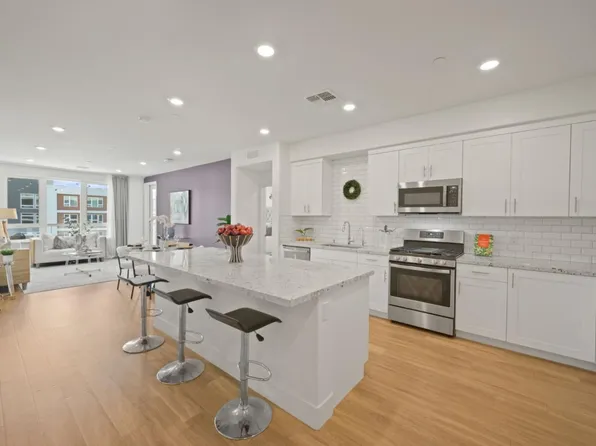 5925 Charlotte Dr Unit 319, San Jose, CA 95123