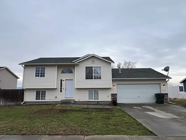 618 E Autumn Ave — Photo 1