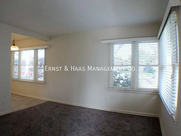3223 Lemon Ave — Photo 7