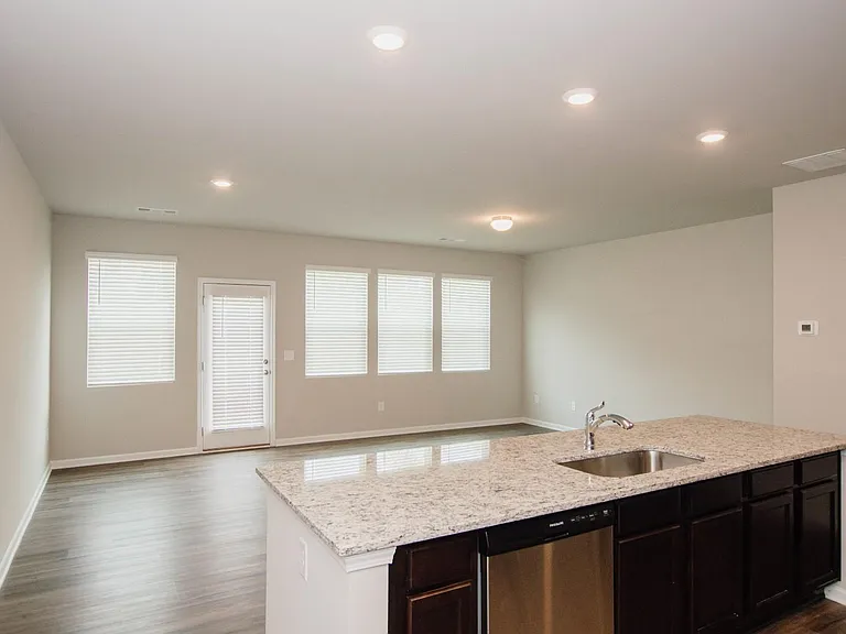 289 Whitetail Cir — Photo 2