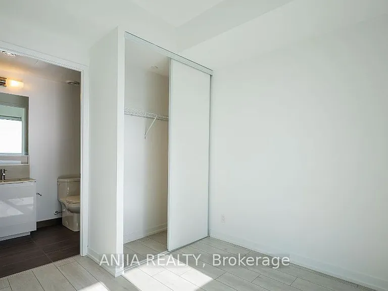 898 Portage Pkwy #2206 — Photo 12