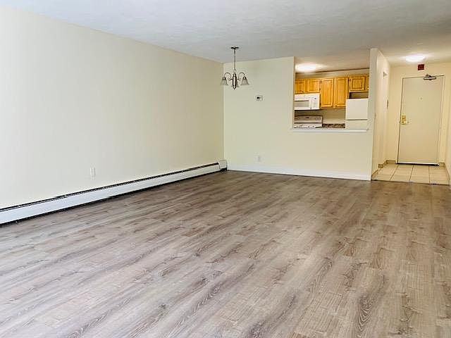 1st image of 245 Main St APT 32