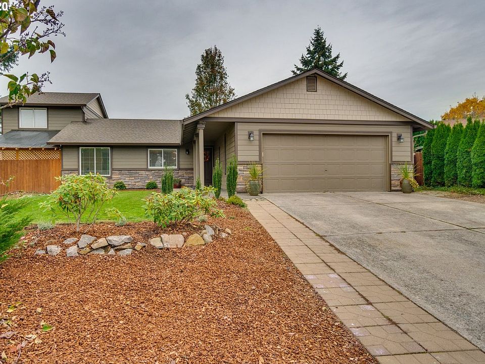 1st image of 9912 NE 28th Cir