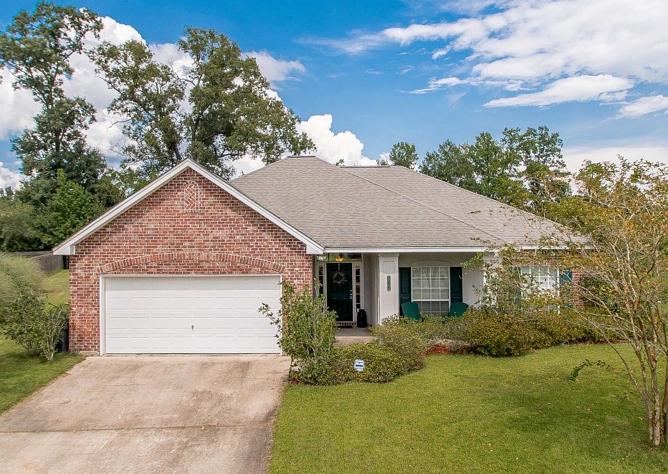 1st image of 20164 Eastwood Dr