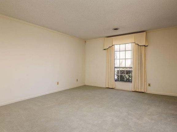 4th image of 7914 Gleason Dr APT 1090
