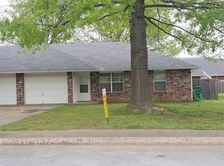 2703 Dividend Dr #B, Springdale, AR 72764