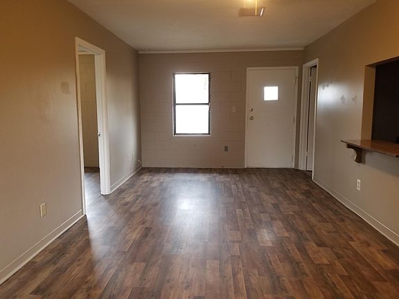5th image of 118 Rosewood Cir APT D