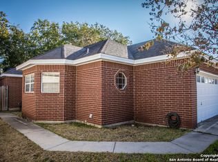 1647 Honeysuckle Ln, New Braunfels, TX 78130