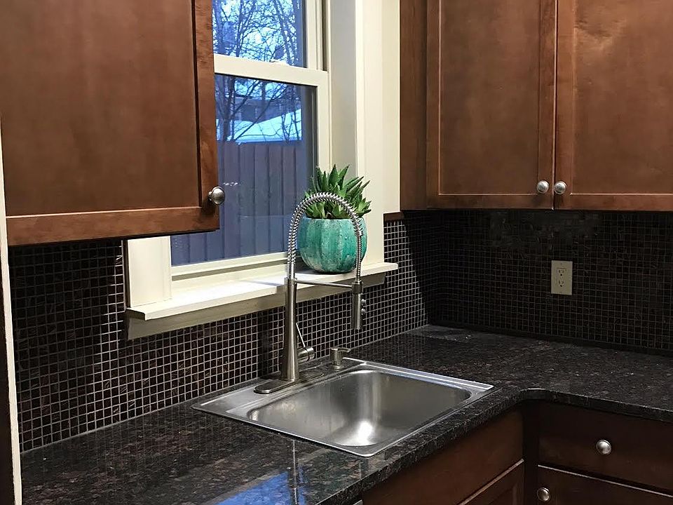 1st image of 615 W Ferry St APT 2