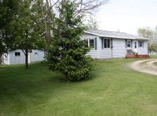 415 Sheridan St, Oconto Falls, WI 54154