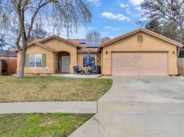 1490 Summerwind Dr, Lemoore, CA 93245