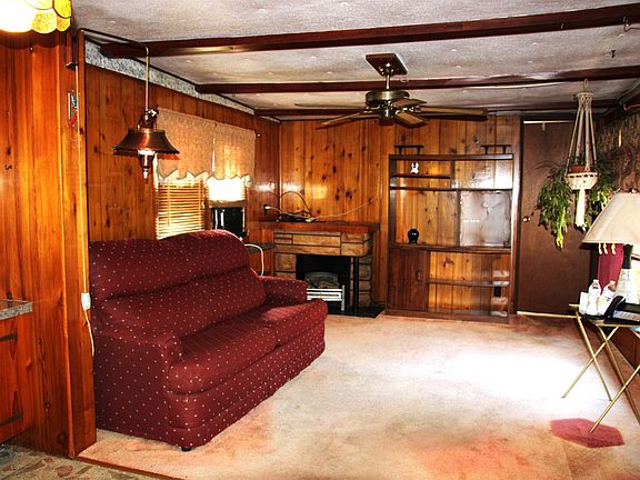 3rd image of 132 Ashby Road