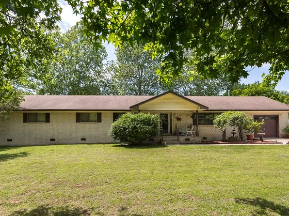 Meeker Dr, Gentry, AR 72734