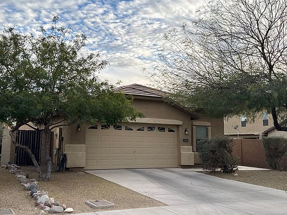 3rd image of 3751 E Alamo St