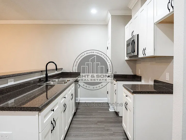 2917 Grady Rd #B — Photo 5