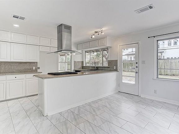 2nd image of 5510 Schumacher Ln