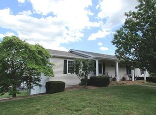 5300 Sundance Rd, Salem, VA 24153